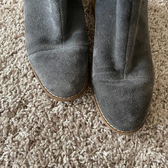 TOMS Women's Esme Bootie - Forged Iron Suede/Metallic Jacquard - Picture 4 of 8